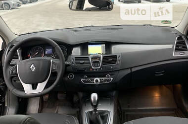 Универсал Renault Laguna 2011 в Староконстантинове