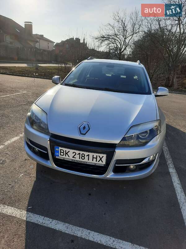 Универсал Renault Laguna 2011 в Ровно