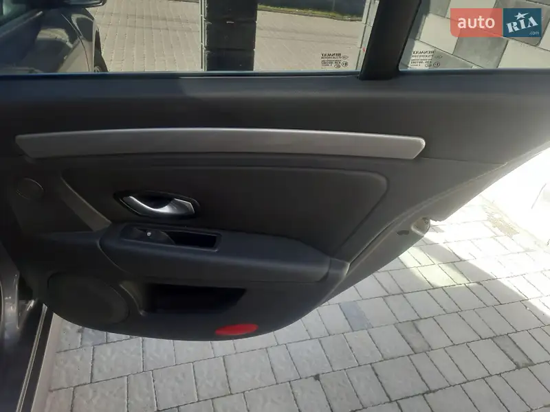 Renault Laguna 2011 VIN VF1KT1RG646367642 фото оголошення 20 з 85