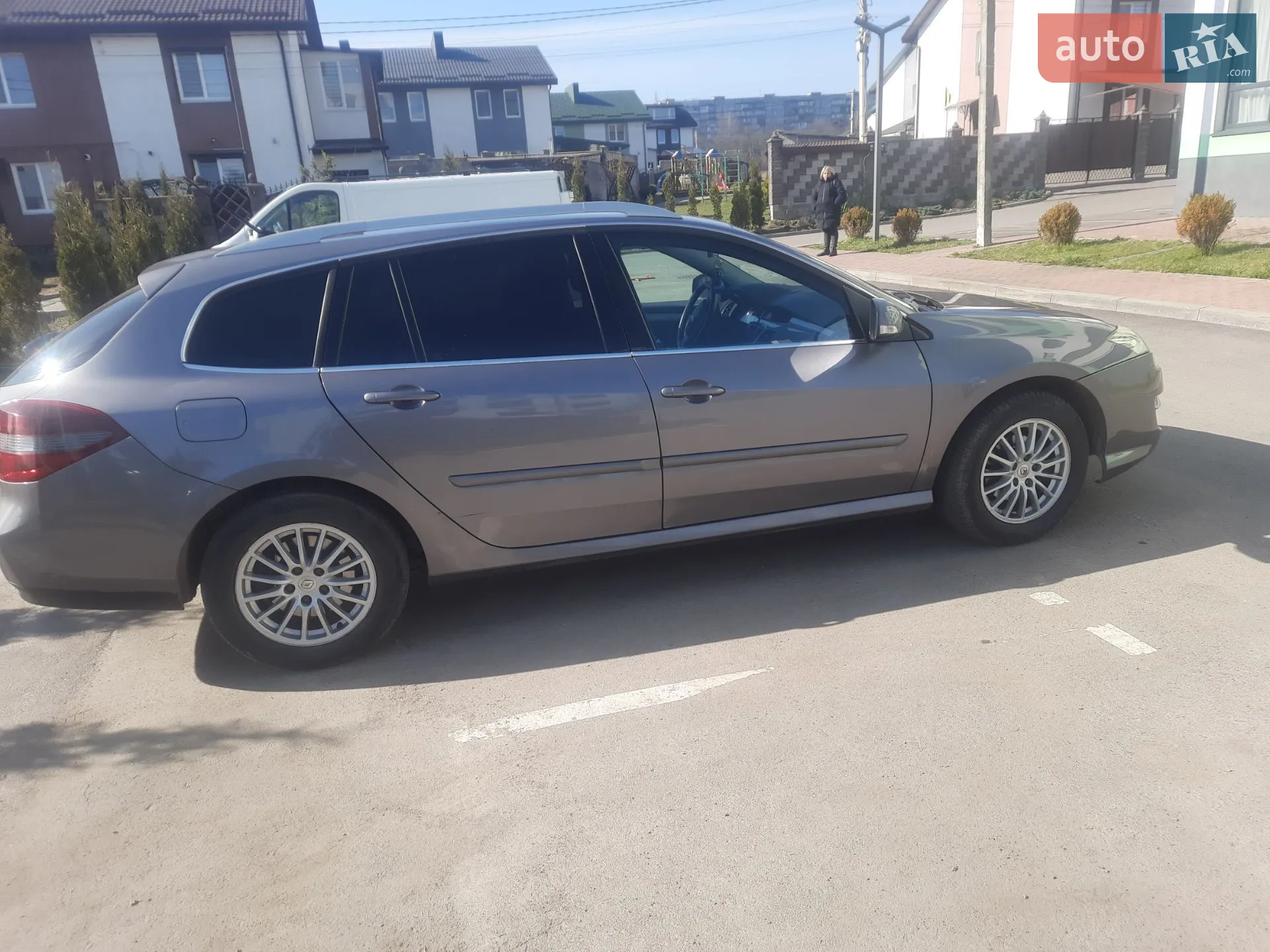 2011 Renault Laguna - мініатюра 27