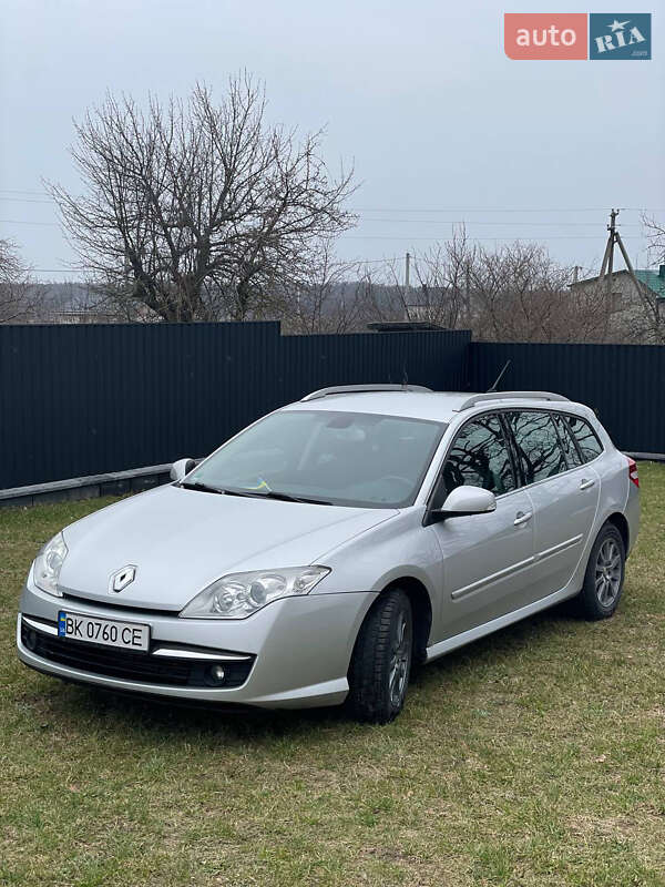 Универсал Renault Laguna 2010 в Костополе