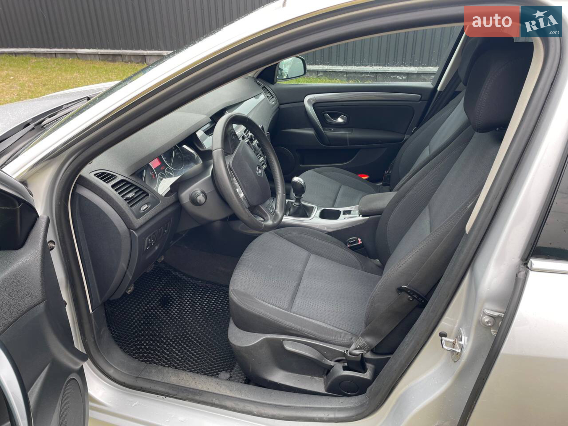 2010 Renault Laguna - мініатюра 18