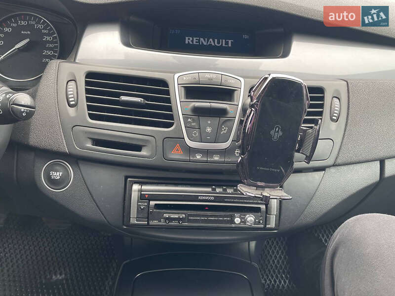 Универсал Renault Laguna 2010 в Костополе