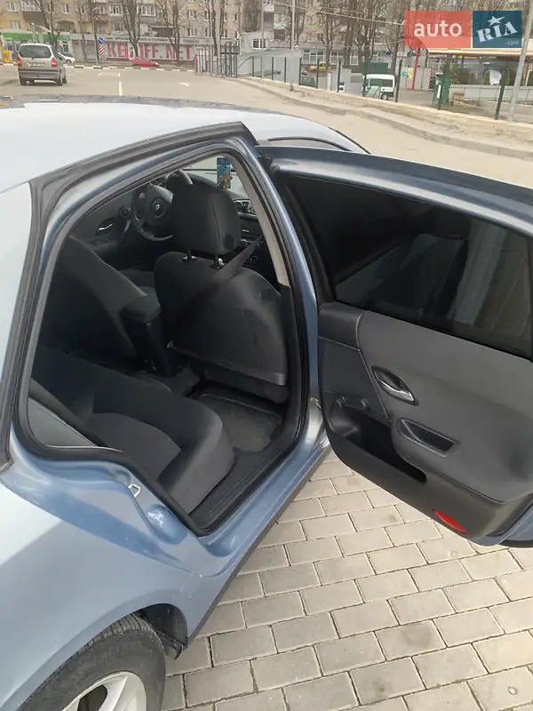 Renault Laguna 2005 VIN VF1BG4HBE34364391 фото оголошення 5 з 56