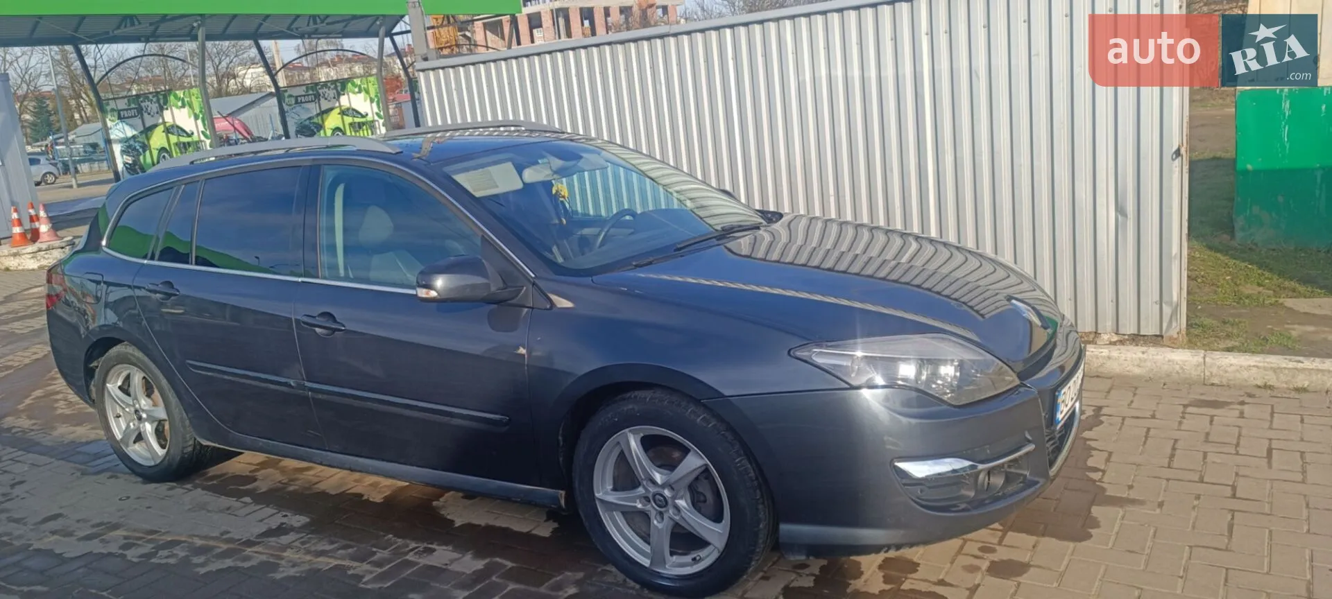 2011 Renault Laguna - фото 1