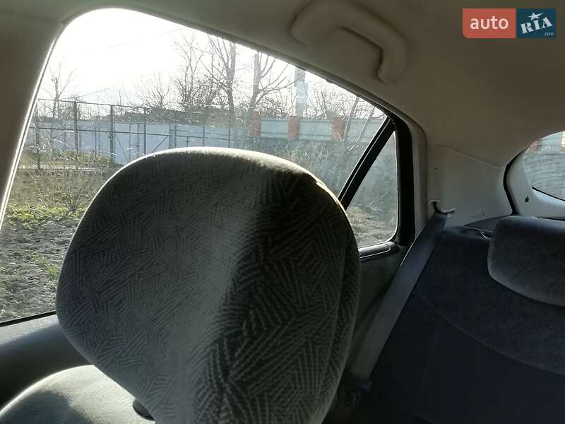 Ліфтбек Renault Laguna 2001 в Монастирищеві