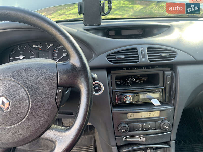 Ліфтбек Renault Laguna 2003 в Жмеринці