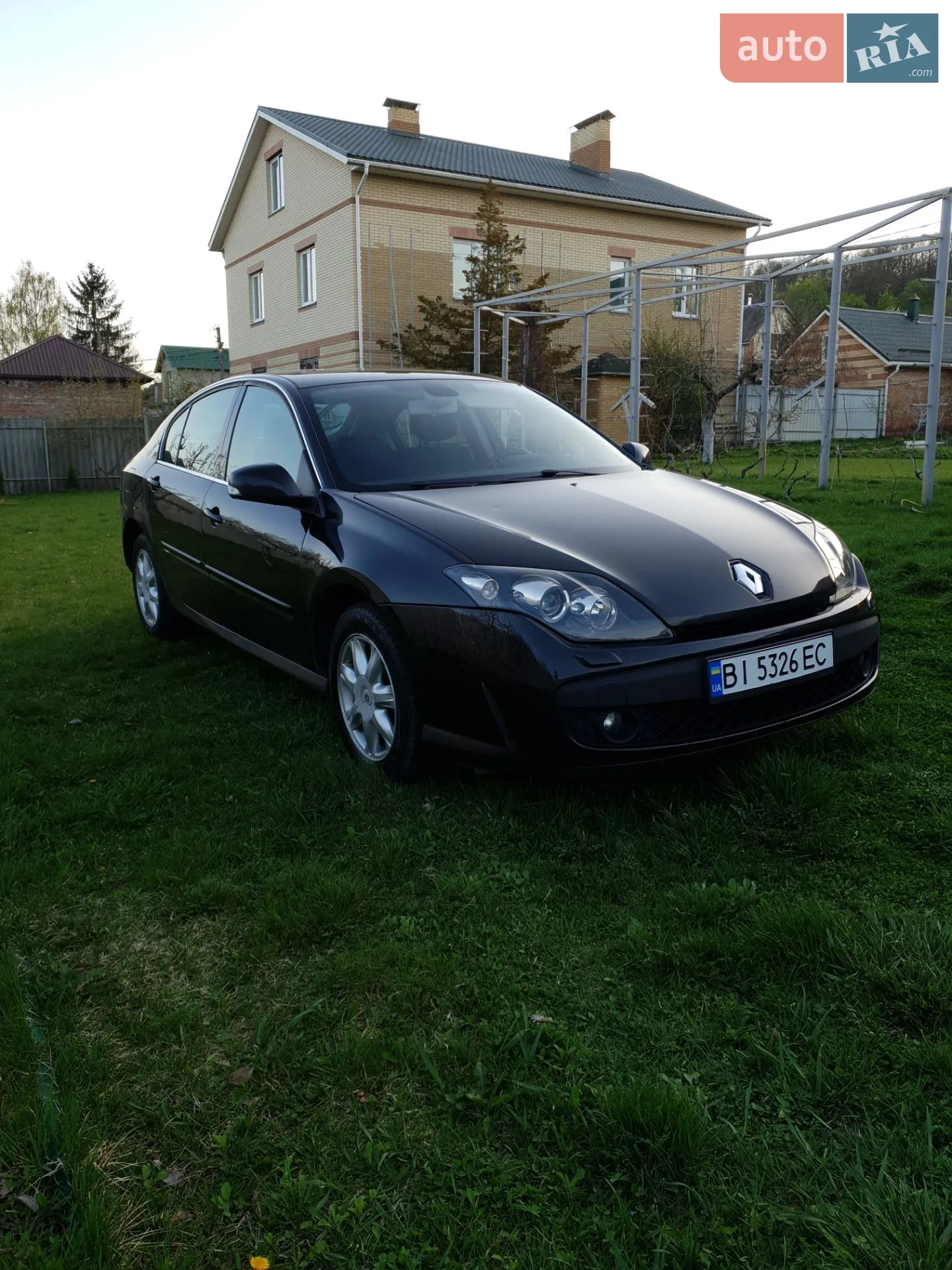 2010 Renault Laguna - фото 1