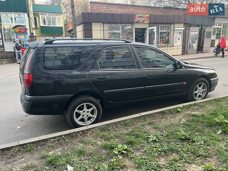 Универсал Renault Laguna 1997 в Волочиске