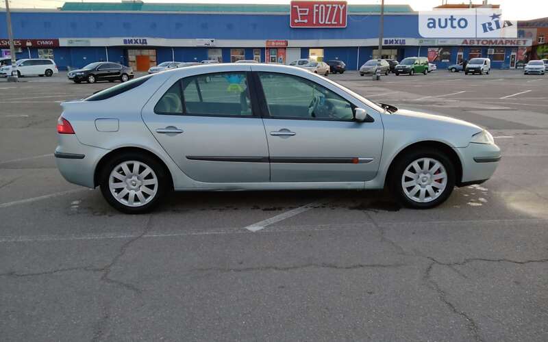 Лифтбек Renault Laguna 2003 в Бурыни