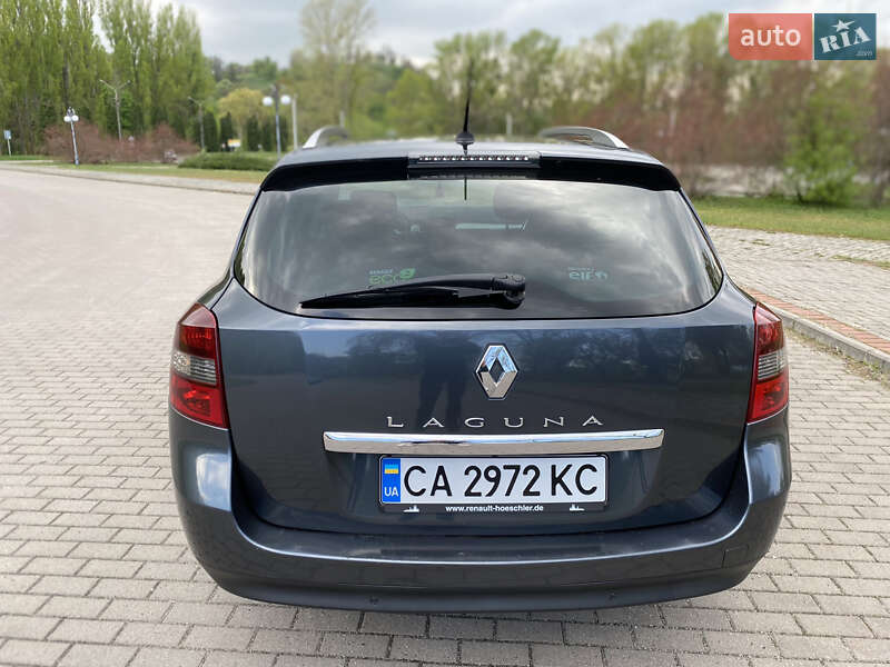 Універсал Renault Laguna 2011 в Каневі