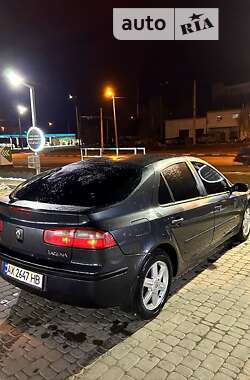 Ліфтбек Renault Laguna 2002 в Харкові