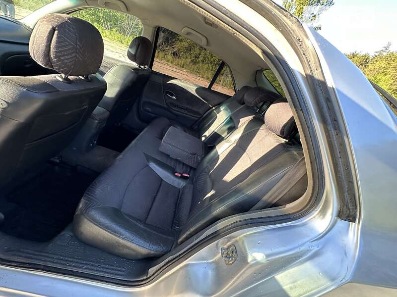 Ліфтбек Renault Laguna 2002 в Шумську фото 15 Ліфтбек Renault Laguna 2002 в Шумську