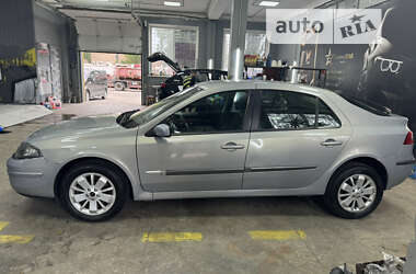 Лифтбек Renault Laguna 2006 в Киеве