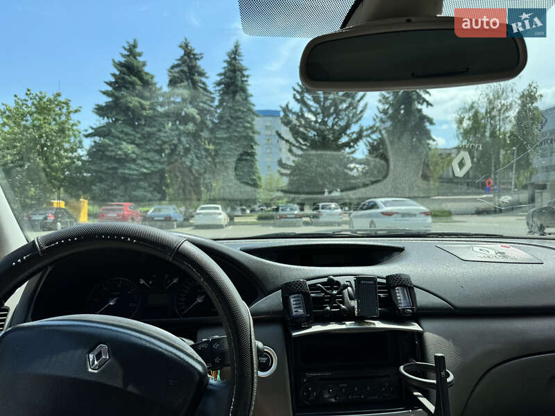 Лифтбек Renault Laguna 2001 в Черновцах фото 6 Лифтбек Renault Laguna 2001 в Черновцах