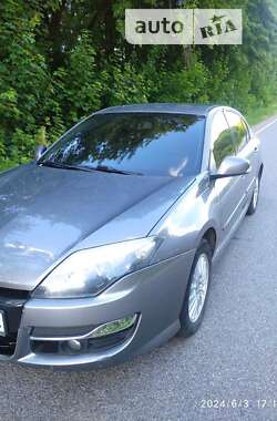 Renault Laguna 2011