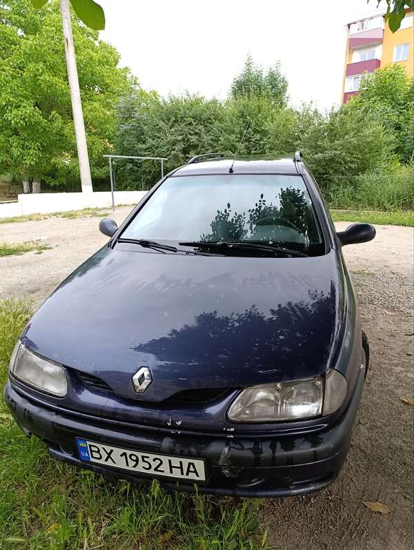Універсал Renault Laguna 1996 в Кам'янець-Подільському