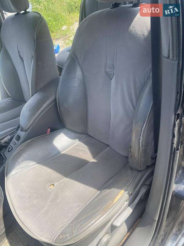 Універсал Renault Laguna 2002 в Львові фото 11 Універсал Renault Laguna 2002 в Львові
