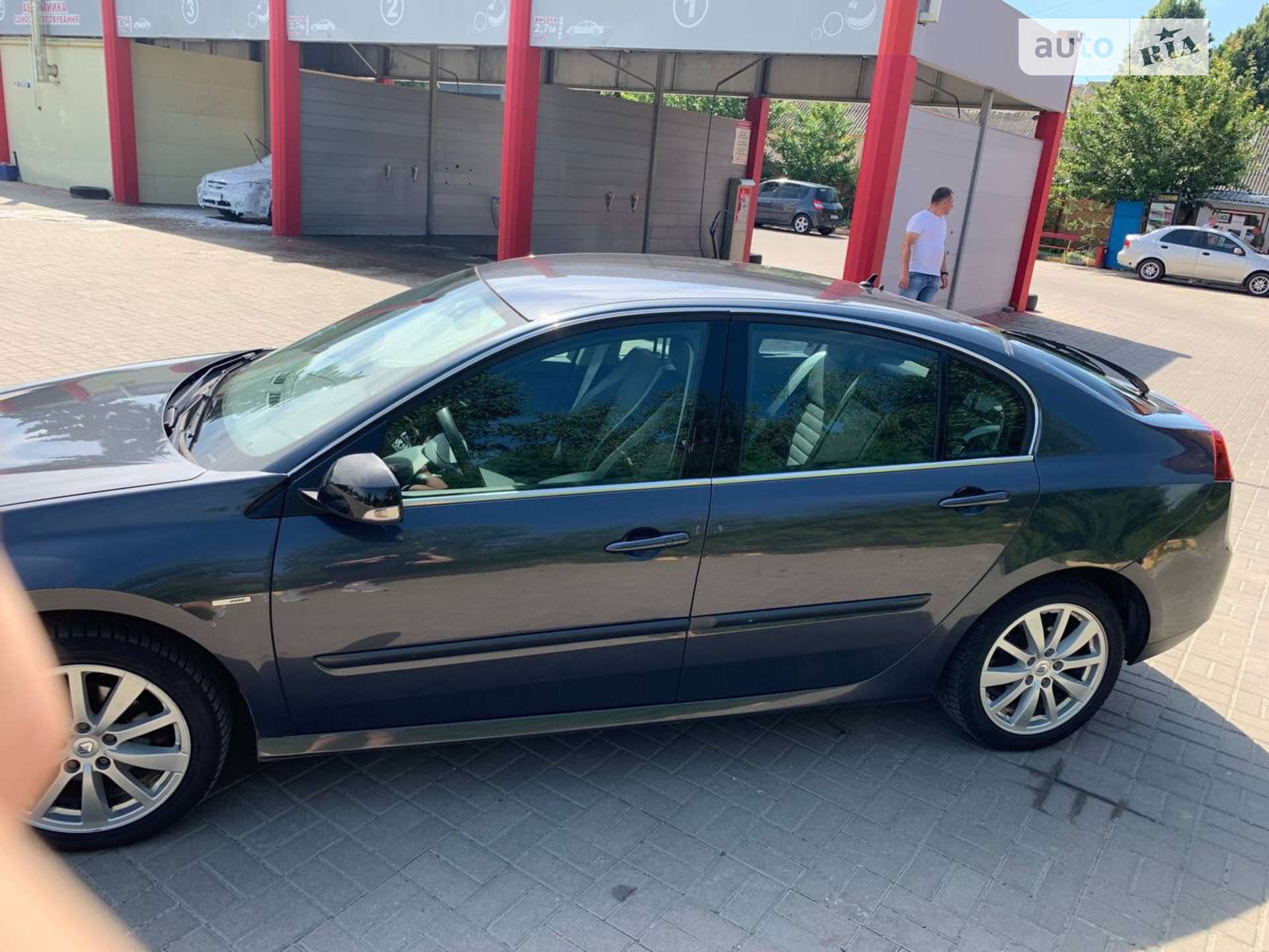 2011 Renault Laguna - мініатюра 8