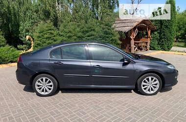 Лифтбек Renault Laguna 2011 в Дубно