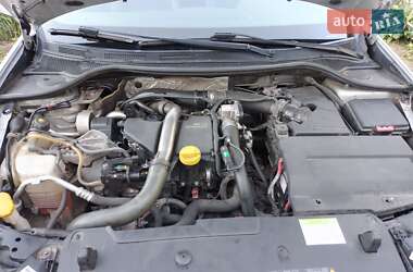 Лифтбек Renault Laguna 2012 в 