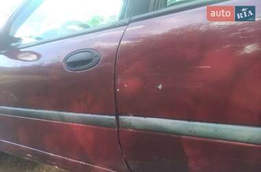 Лифтбек Renault Laguna 1994 в 