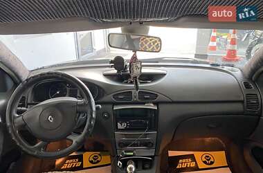 Универсал Renault Laguna 2001 в 