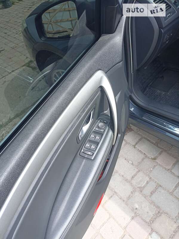 Лифтбек Renault Laguna 2011 в Овруче