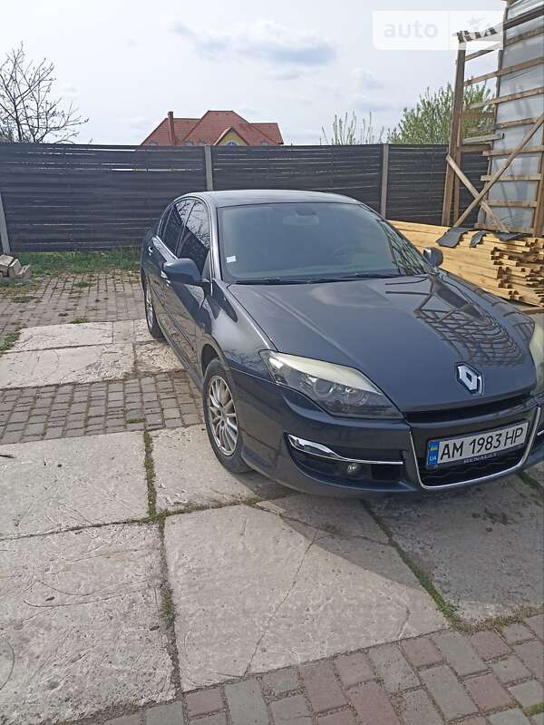 Лифтбек Renault Laguna 2011 в Овруче