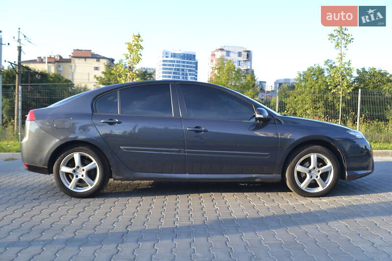 Лифтбек Renault Laguna 2008 в Львове