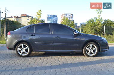 Лифтбек Renault Laguna 2008 в 