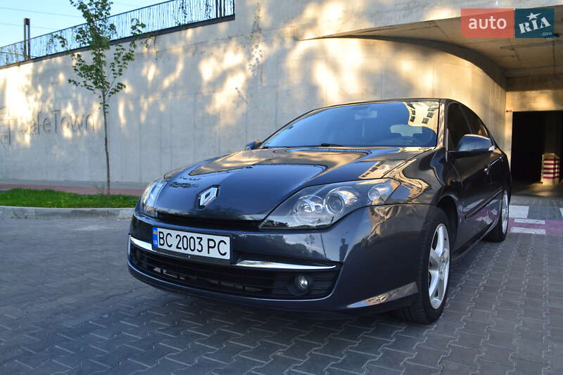 Лифтбек Renault Laguna 2008 в 