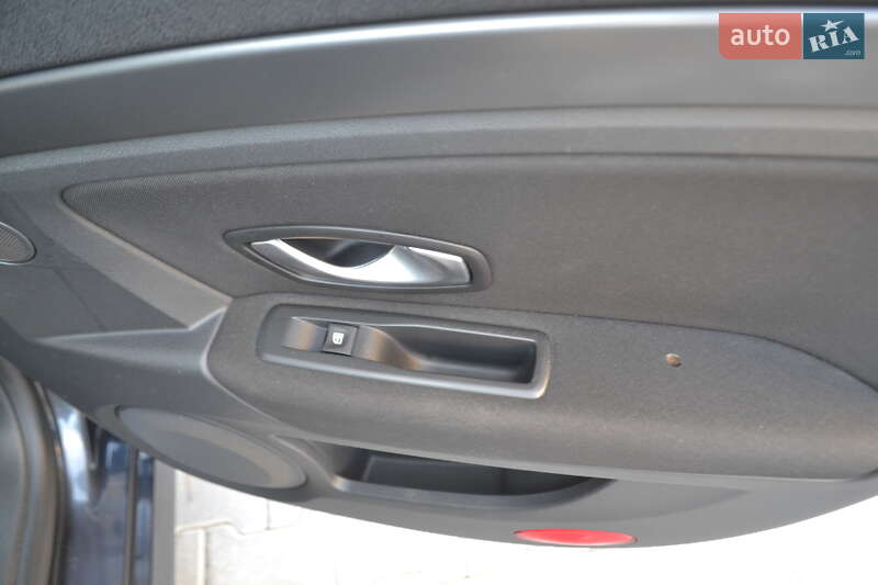 Лифтбек Renault Laguna 2008 в Львове