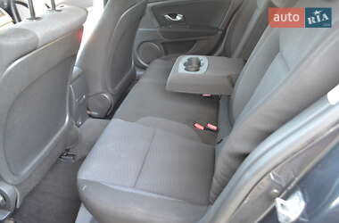 Лифтбек Renault Laguna 2008 в 