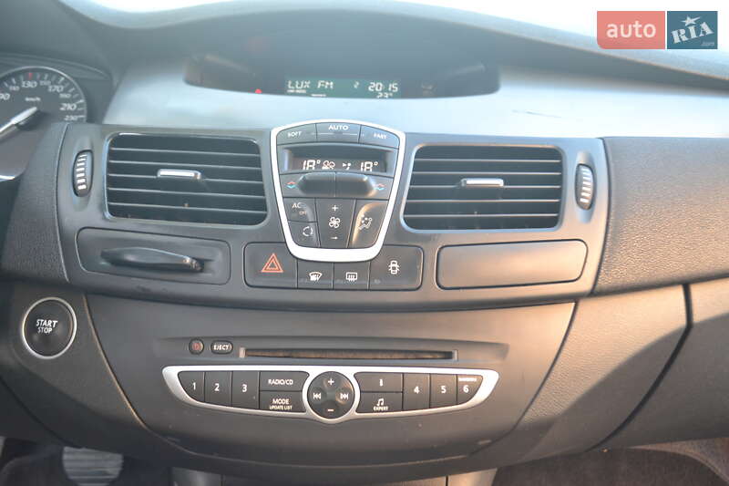 Лифтбек Renault Laguna 2008 в Львове