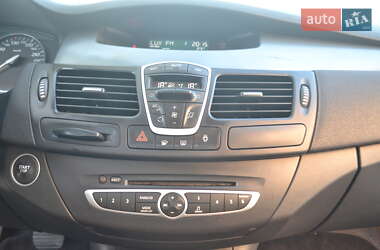 Лифтбек Renault Laguna 2008 в 