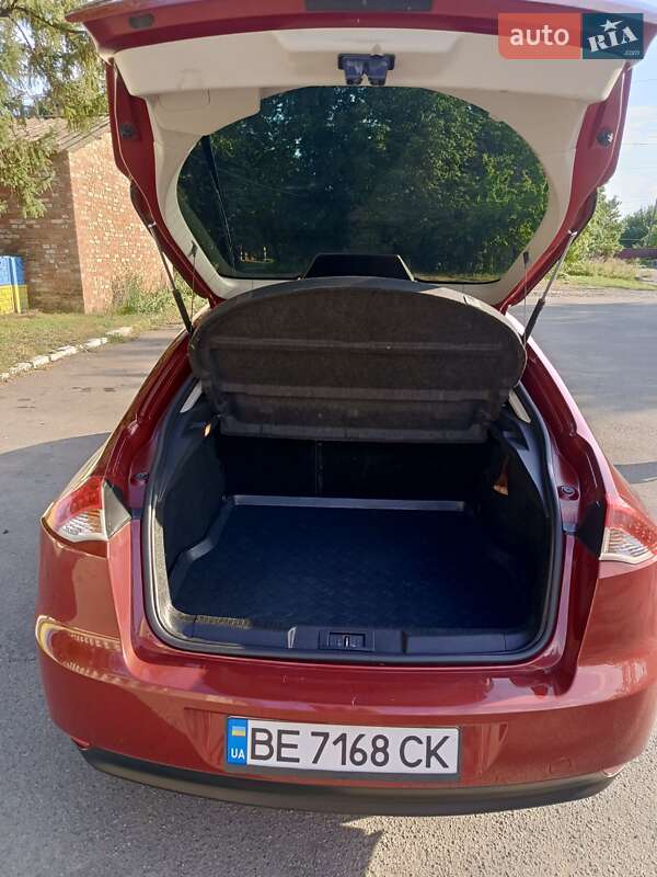 Лифтбек Renault Laguna 2007 в Врадиевке