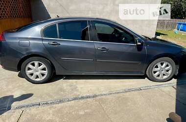 Ліфтбек Renault Laguna 2010 в Чернівцях