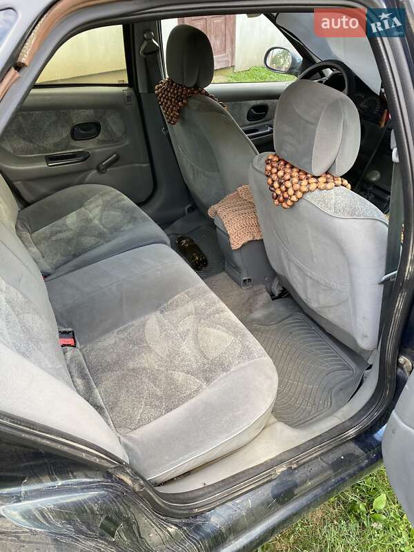 Лифтбек Renault Laguna 1998 в Ивано-Франковске фото 6 Лифтбек Renault Laguna 1998 в Ивано-Франковске