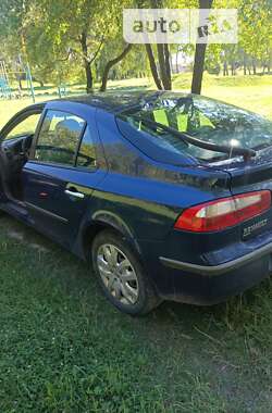 Ліфтбек Renault Laguna 2001 в Кореці