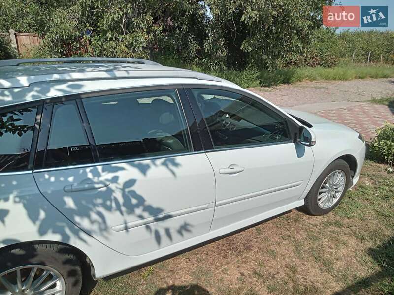 Універсал Renault Laguna 2011 в Черкасах