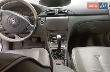 Лифтбек Renault Laguna 2003 в 