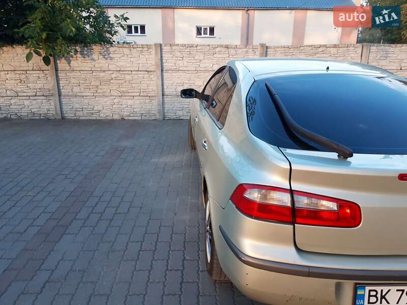 Ліфтбек Renault Laguna 2004 в Рівному фото 3 Ліфтбек Renault Laguna 2004 в Рівному