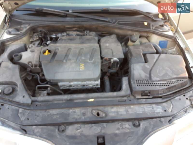 Ліфтбек Renault Laguna 2004 в Рівному фото 5 Ліфтбек Renault Laguna 2004 в Рівному