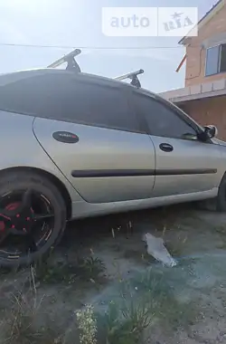 Renault Laguna 2000