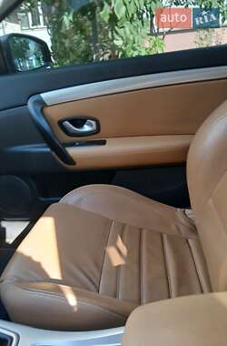 Купе Renault Laguna 2009 в 