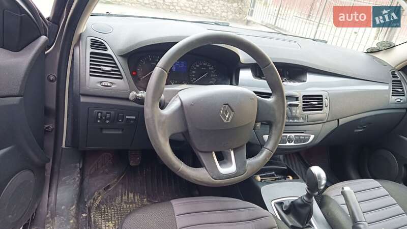 Лифтбек Renault Laguna 2009 в Тернополе