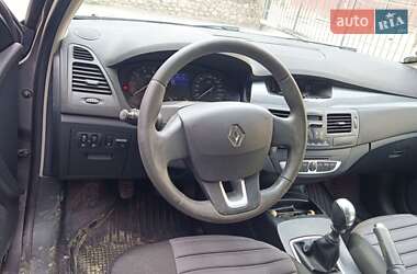 Лифтбек Renault Laguna 2009 в 
