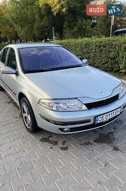 Ліфтбек Renault Laguna 2001 в Чернівцях