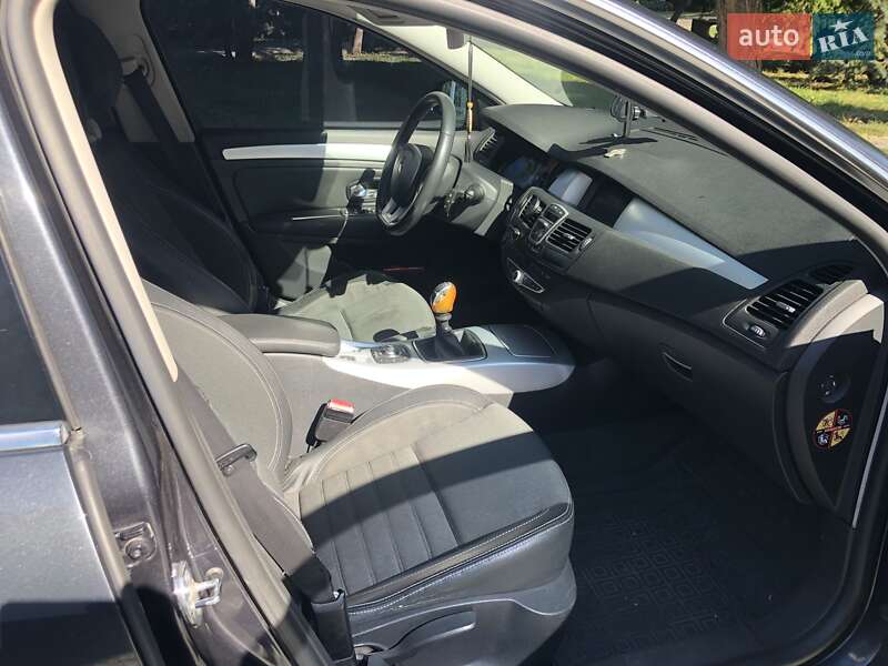 Ліфтбек Renault Laguna 2008 в Луцьку